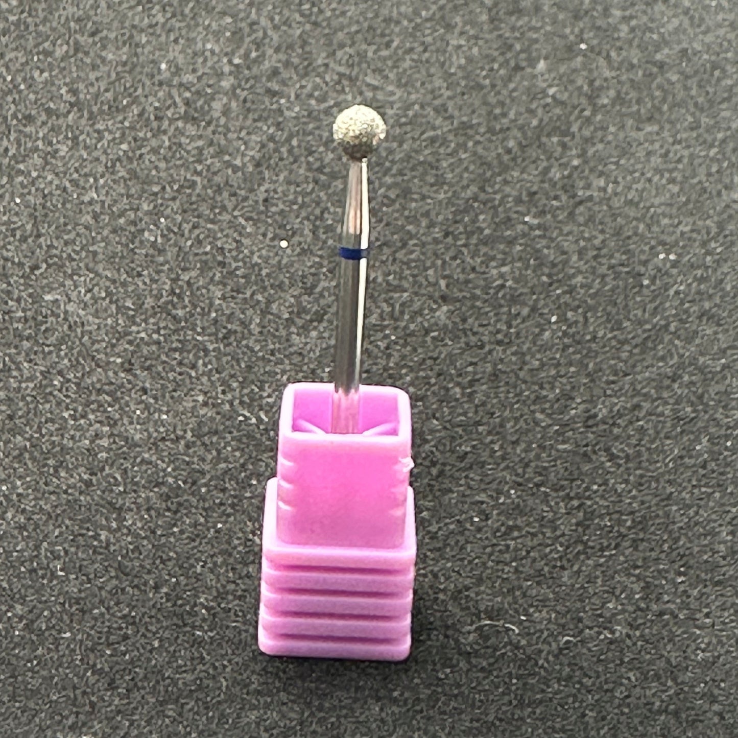 Embout au diamant tête ronde 4mm